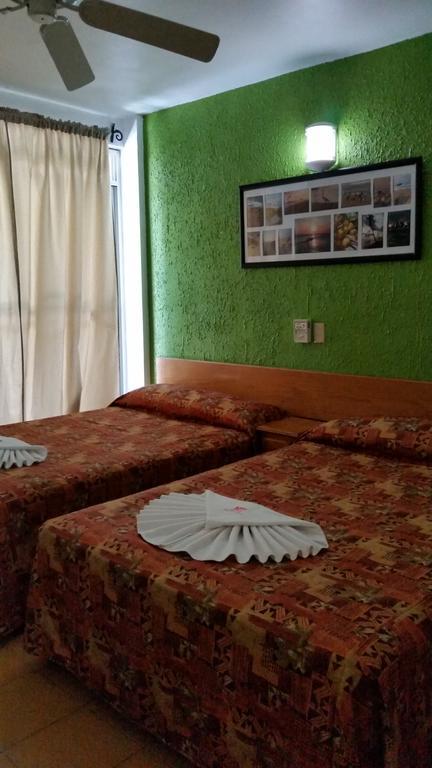 Delfin Playa Azul Hotel ลาซาโร การ์เดนาส ภายนอก รูปภาพ
