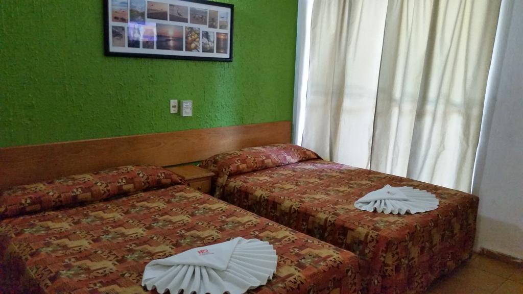 Delfin Playa Azul Hotel ลาซาโร การ์เดนาส ภายนอก รูปภาพ