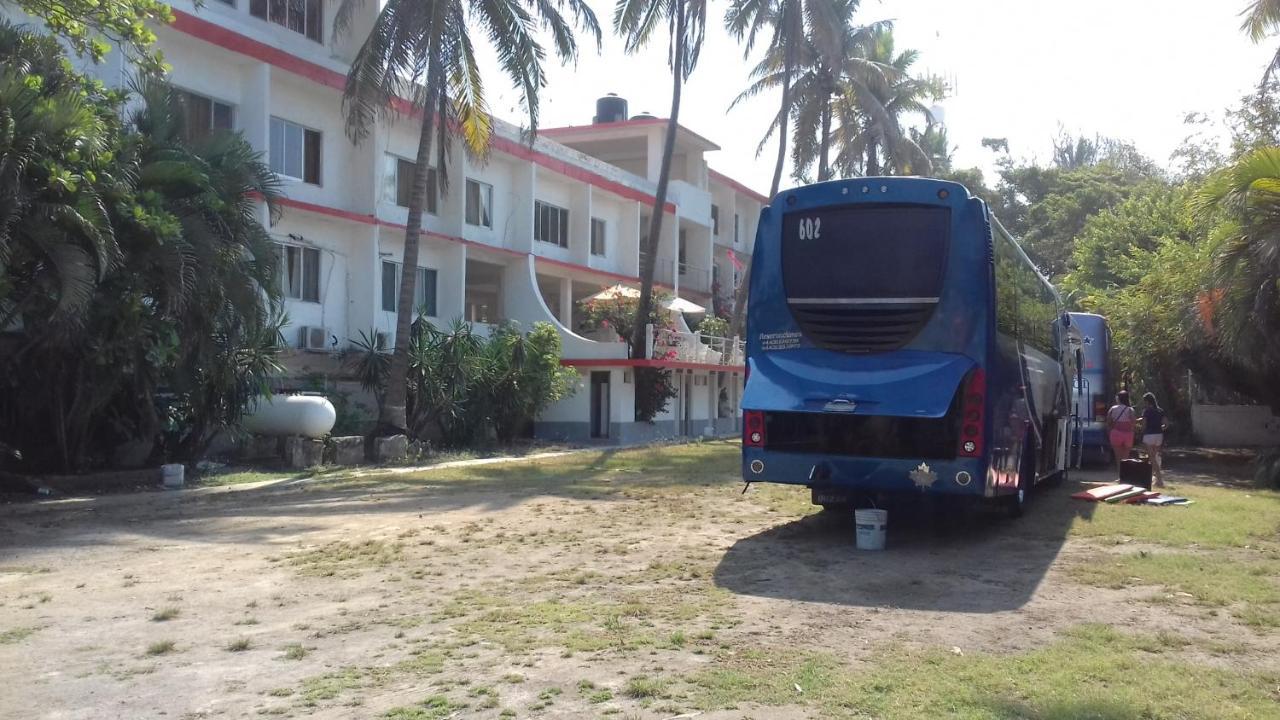 Delfin Playa Azul Hotel ลาซาโร การ์เดนาส ภายนอก รูปภาพ